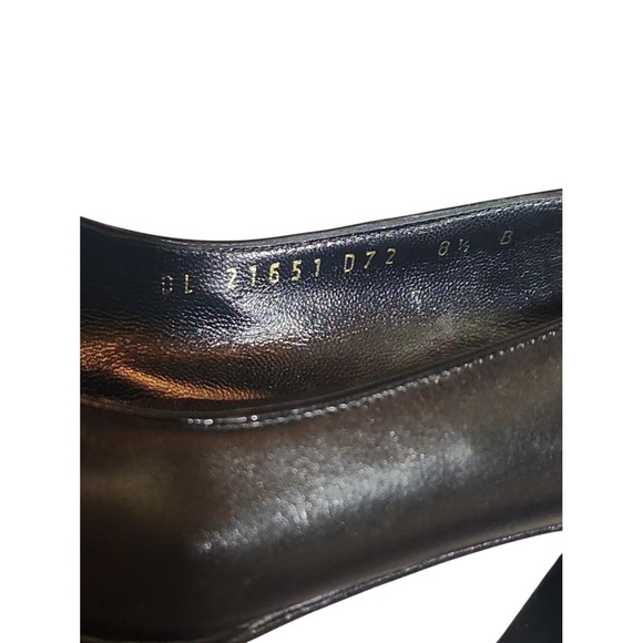 Salvatore Ferragamo Black Leather Pumps Shoes Women's Size 8.5 - Picture 3 of 7